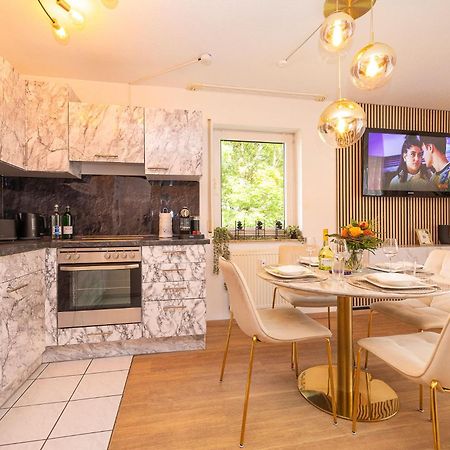 Biberach an der Riß Luxx Home Bc, Zentral - Fuer 4 Personen - Balkon - Parken - Voll Ausgestattete Kueche מראה חיצוני תמונה