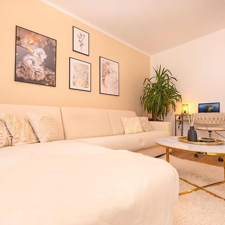 Biberach an der Riß Luxx Home Bc, Zentral - Fuer 4 Personen - Balkon - Parken - Voll Ausgestattete Kueche מראה חיצוני תמונה
